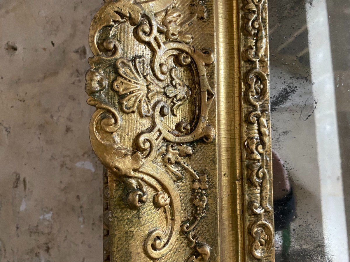 Important Louis XIV Period Mirror. Mercury Ice, Golden Wood And Berain Frame. XVII -photo-1