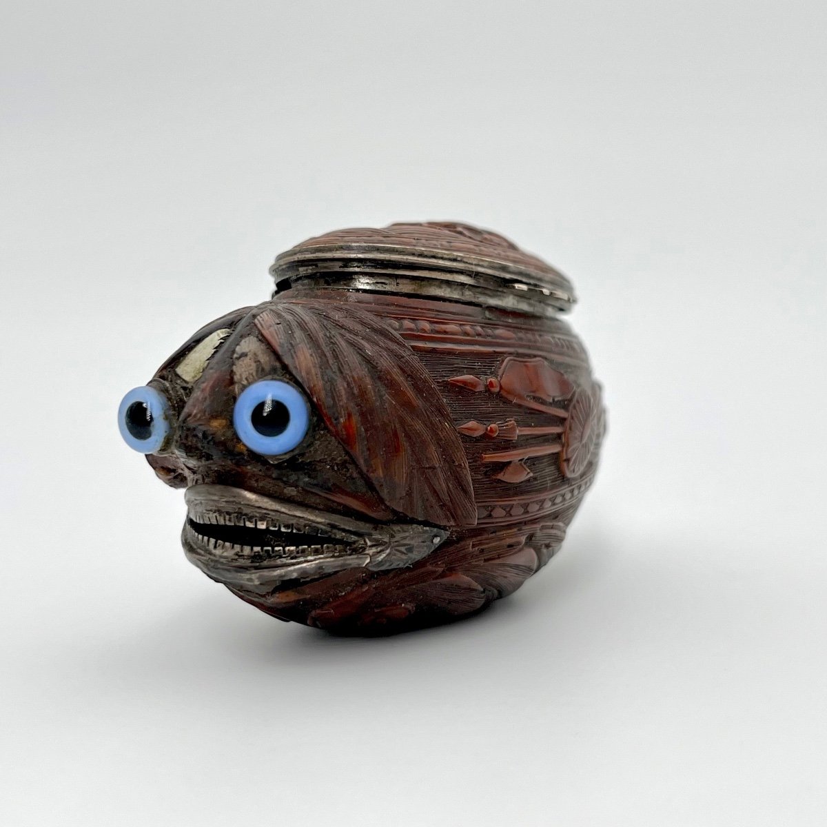 Chimerical Animal Snuff Box With Glass Eyes In Carved Boxwood 19th Century-photo-4