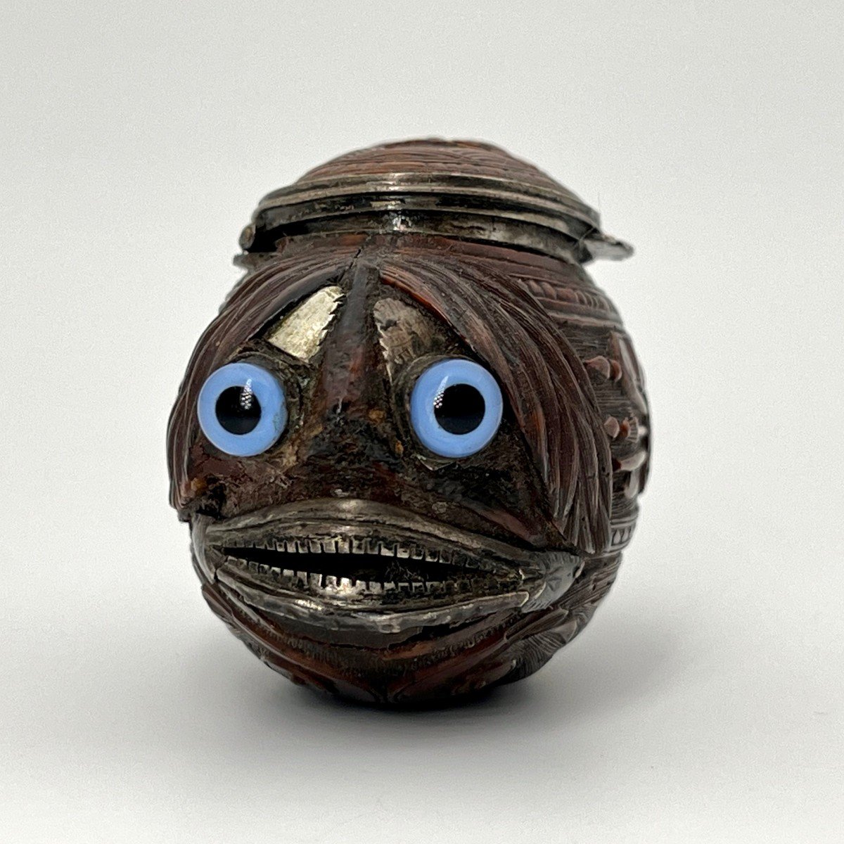 Chimerical Animal Snuff Box With Glass Eyes In Carved Boxwood 19th Century-photo-5