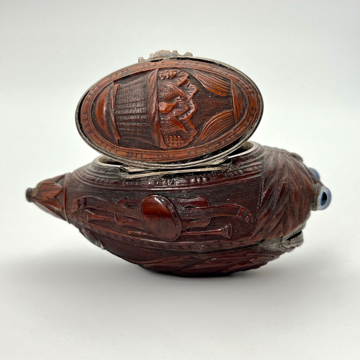 Chimerical Animal Snuff Box With Glass Eyes In Carved Boxwood 19th Century-photo-7