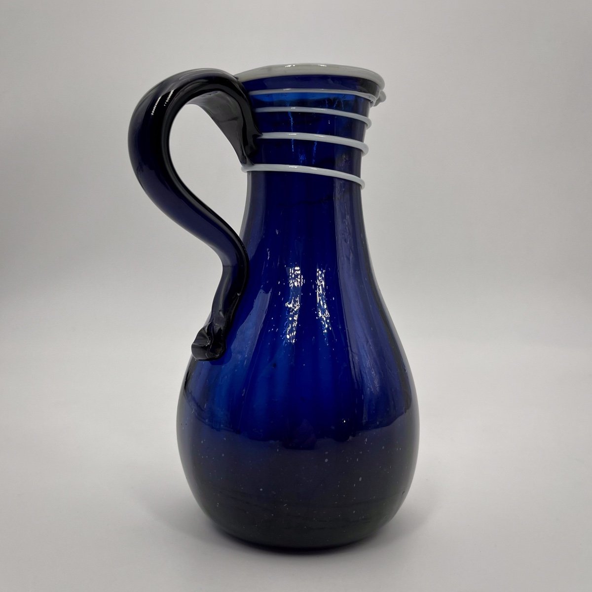 Norman Pitcher In Cobalt Blue Glass Decorated With White Threads 18th Century Normandy 18th-photo-1