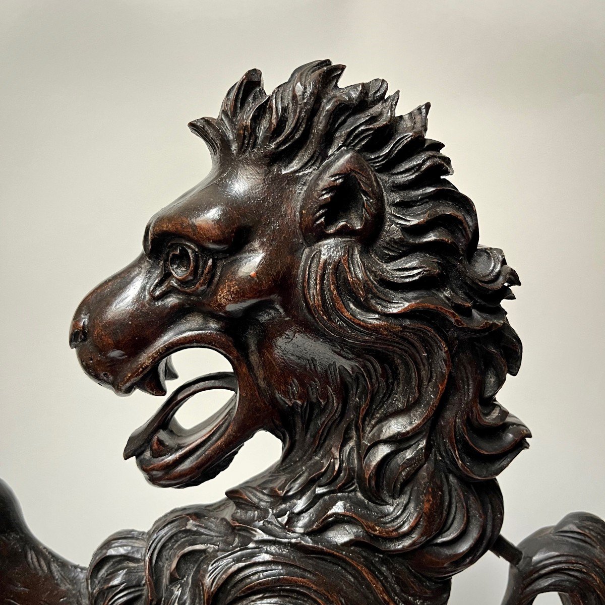 Heraldic Lion In Carved Wood, Old Store Sign 19th Century 19th-photo-2