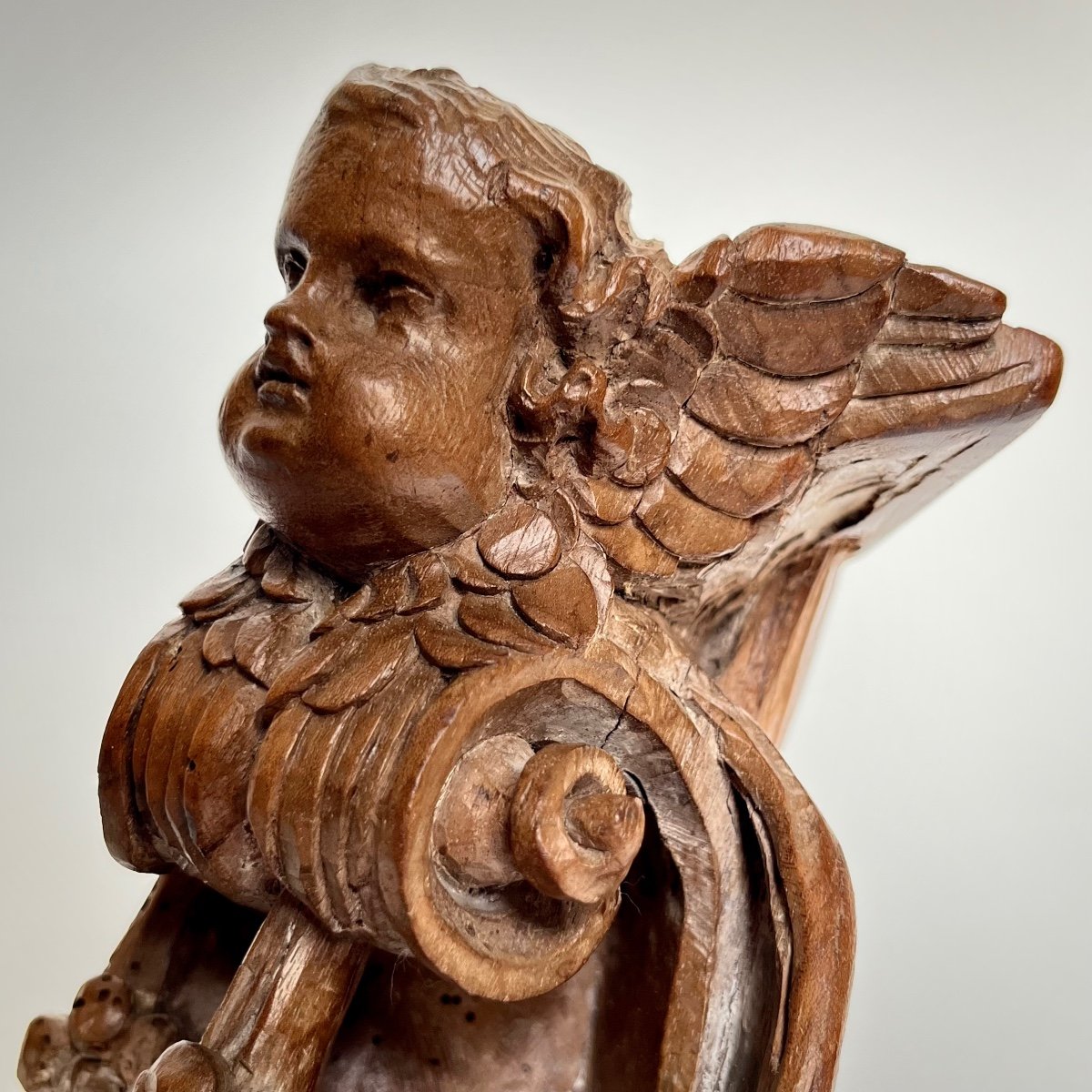 Small Corner Wall Console In Wood Carved With A Putto 18th Century 18th-photo-2