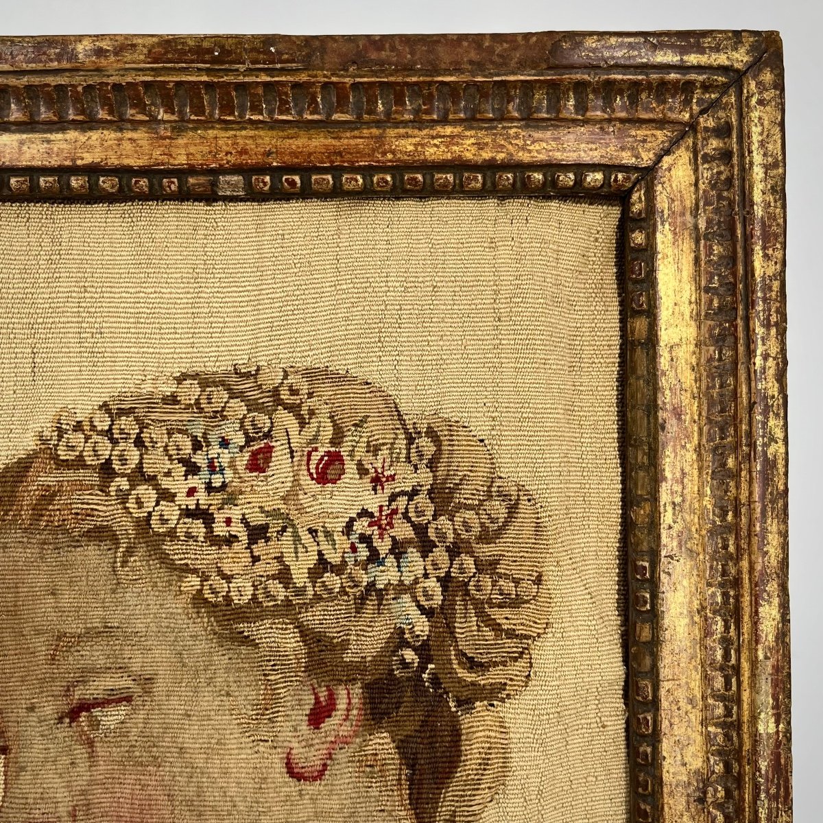 Visage de femme, fragment de tapisserie encadré XVIIe - XVIIIe siècle-photo-4