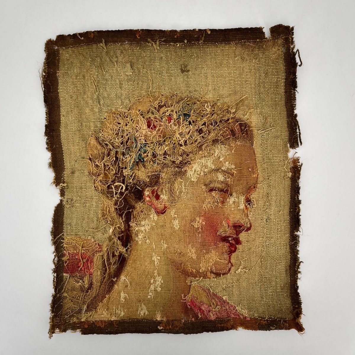 Visage de femme, fragment de tapisserie encadré XVIIe - XVIIIe siècle-photo-5