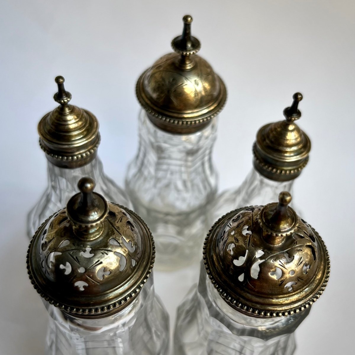 Glass Or Cut Crystal Bottles And Sprinklers With Silver Stoppers, Late 18th - Early 19th Century-photo-2