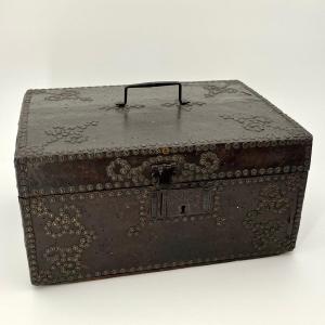 17th Century Box In Wood And Leather Decorated With Nails, Wrought Iron Handle And Lock 17th