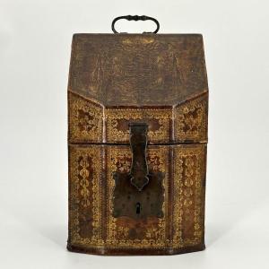 18th Century Cutlery Or Mail Box In Golden Morocco With Small Irons And Coat Of Arms 18th Century Box