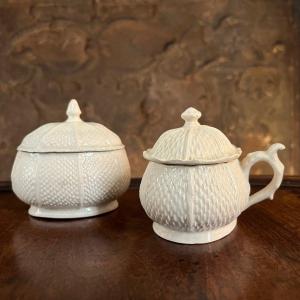 Two Covered Pots In Fine Earthenware From Pont Aux Choux Paris 18th Century Rice Grain Pattern 