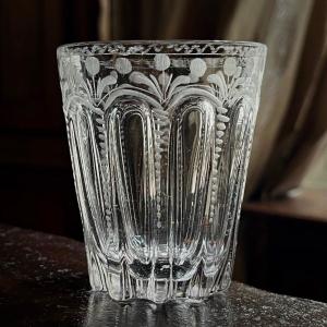 Gobelet côtelé en verre gravé à la roue, XVIIIe siècle verre soufflé 18e