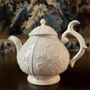 Teapot In Fine Earthenware 18th Century Terre De Lorraine 18th Terre De Pipe Rambervillers Or Medium