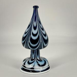 Touine - Tobacco Shaker In Blue Blown Glass With Normandy Nets Tanville 18th Century 18th