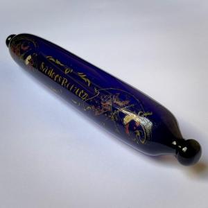 Rolling-pin de marin en verre soufflé teinté bleu, Bristol XIXe Angleterre 19e rolling pin