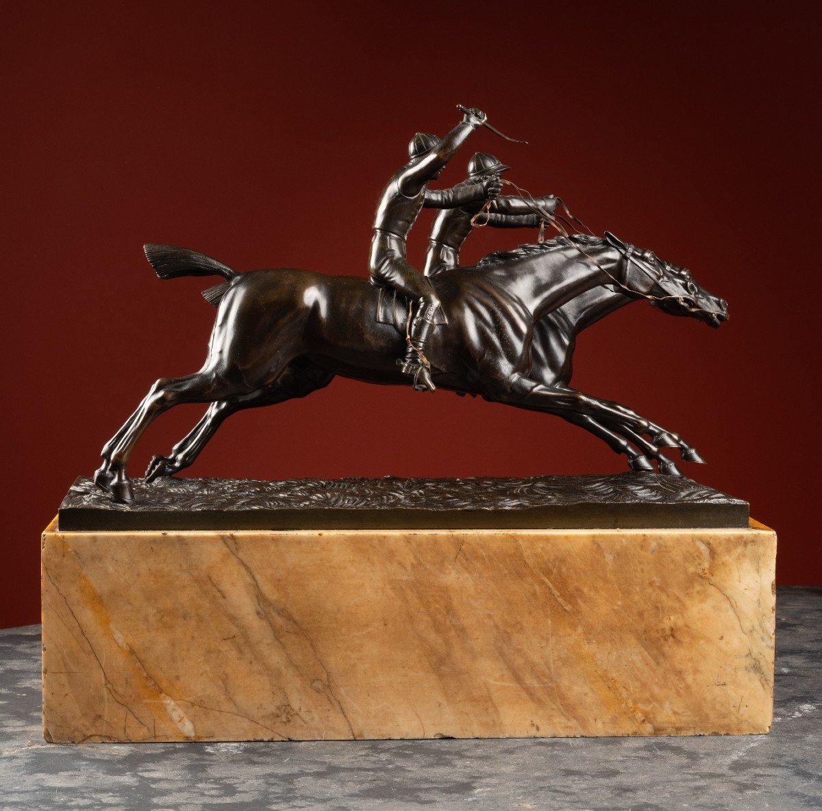 Bronze Représentant Des Jockeys Vers 1830-photo-3