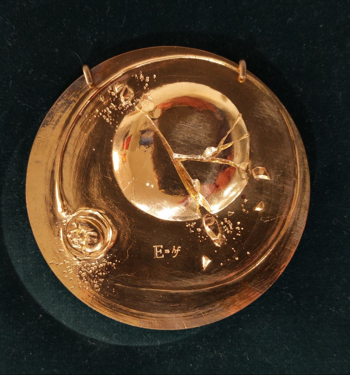 Pierre-yves Trémois (1921-2020) -gilt Bronze Medal - Entitled “couple Enlacé ”-photo-1