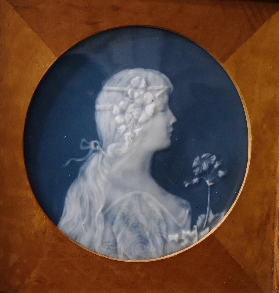 Camille Tharaud (1878-1956) Limoges - Porcelain Medallion