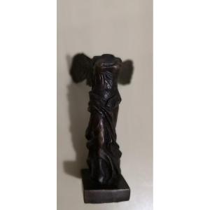 Sculpture en Bronze d'une reproduction de la " Victoire de Samothrace "