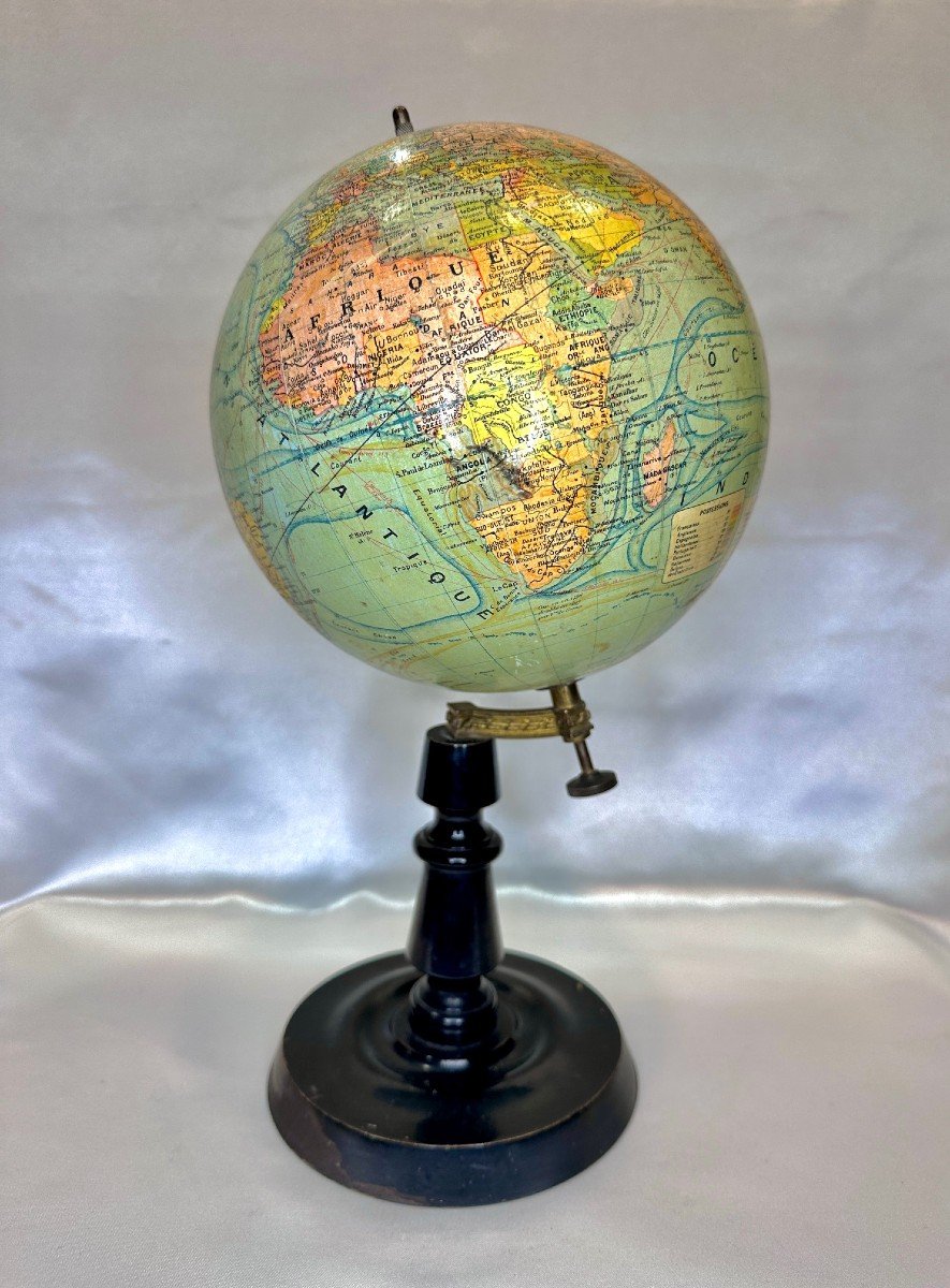 Vintage Globe - 1937 - 20th Century - Signed J.forest