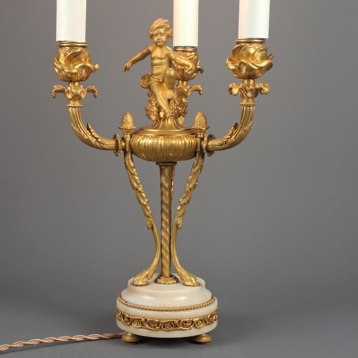 Louis XVI Style Putti Candlestick In Gilt Bronze And Mounted As A Lamp-photo-3