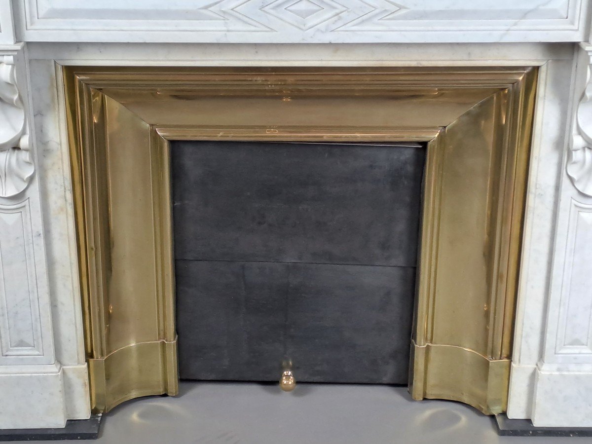 Napoleon III Fireplace With Modillions In White Carrara Marble-photo-4