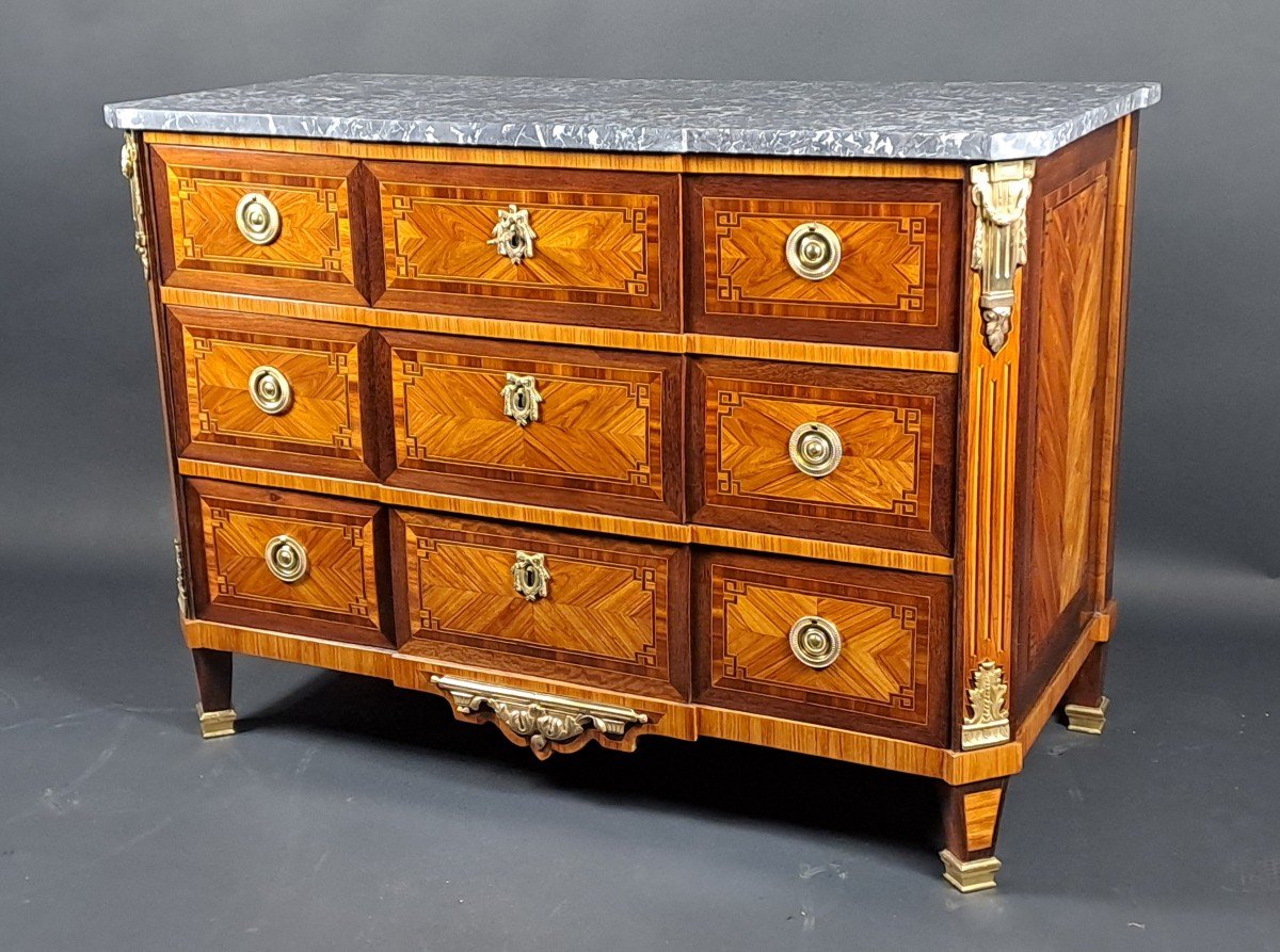 Importante Commode Louis XVI à la Grecque Estampillée MF Roht Et poinçon de jurande