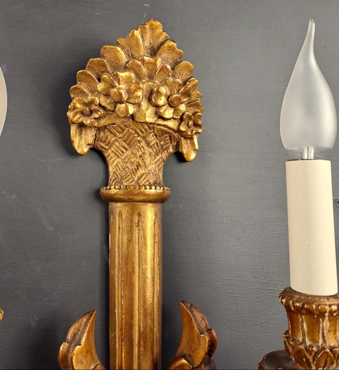 Pair Of Louis XVI Style Wall Lights In Gilded Wood-photo-1