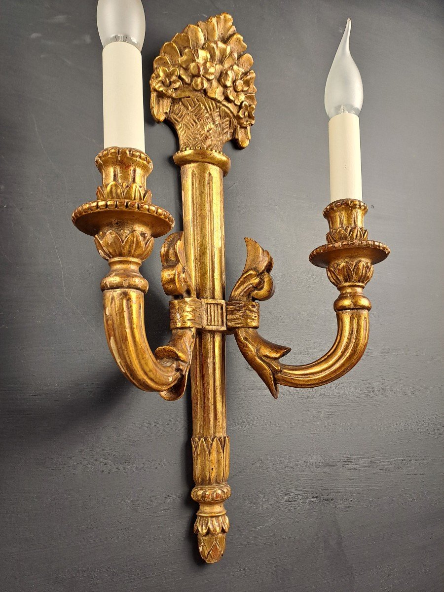 Pair Of Louis XVI Style Wall Lights In Gilded Wood-photo-4