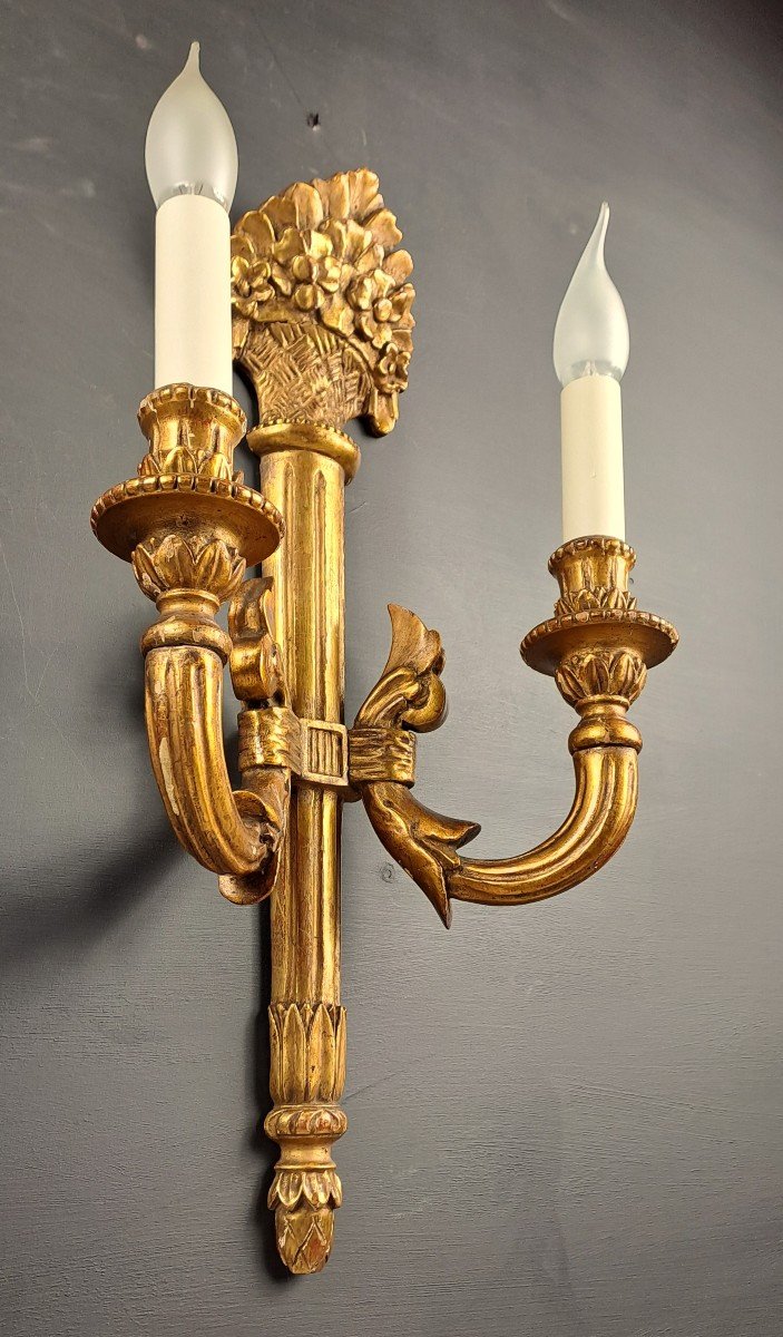 Pair Of Louis XVI Style Wall Lights In Gilded Wood-photo-5