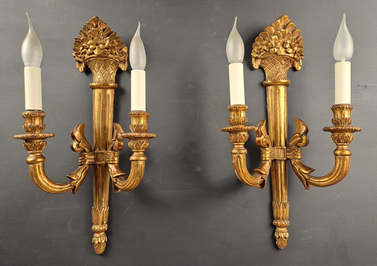 Pair Of Louis XVI Style Wall Lights In Gilded Wood