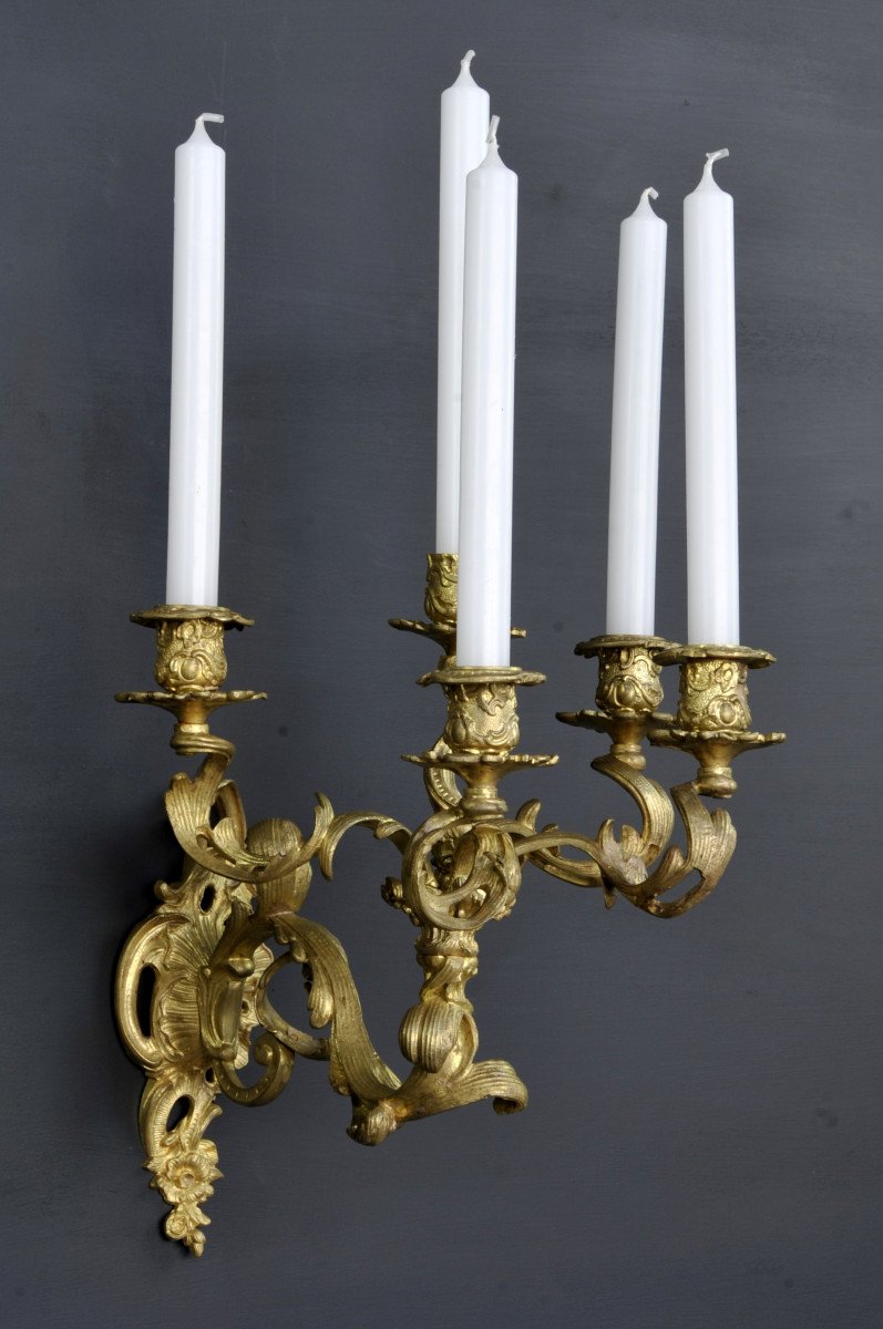 Pair Of Louis XV Style Wall Lights In Gilt Bronze-photo-4