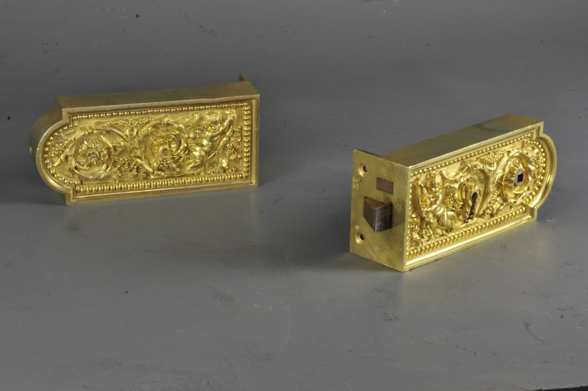 Louis XVI Style Lock In Gilt Bronze-photo-2