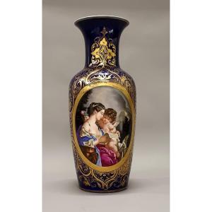 Large Porcelain Vase Of Valentine Manufacture - The Toilet Of Venus After François Boucher