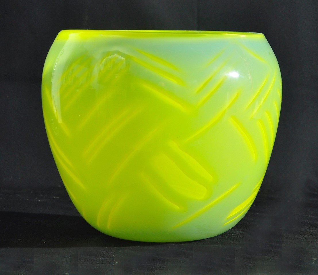 Vase En Verre Soufflé Signé Claude Morin Circa 1980