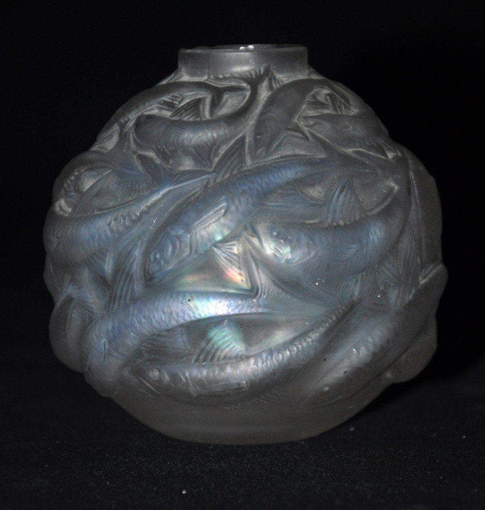 Soliflore Signed René Lalique In Molded Pressed Glass 20th Century