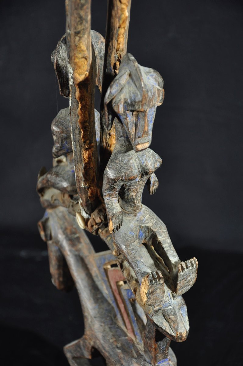 Cimier africain sculpté en bois circa1920-photo-1