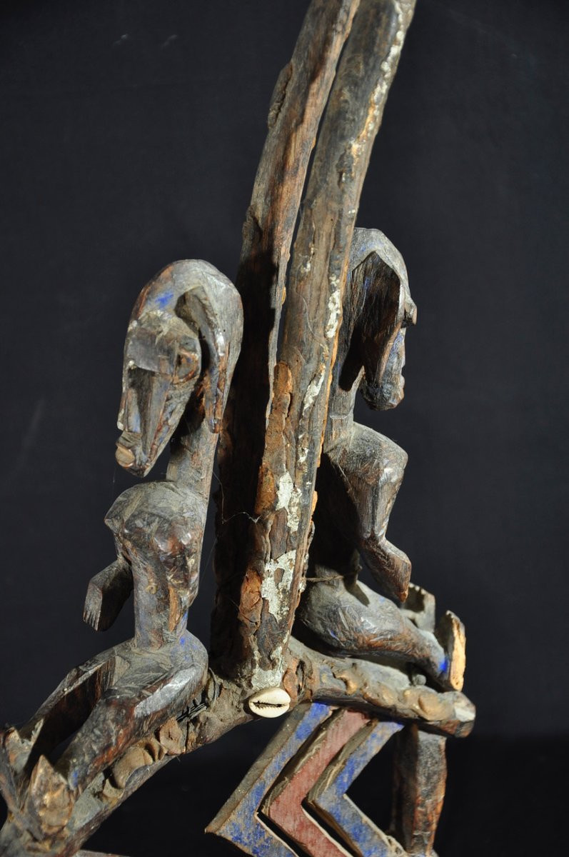 Cimier africain sculpté en bois circa1920-photo-2