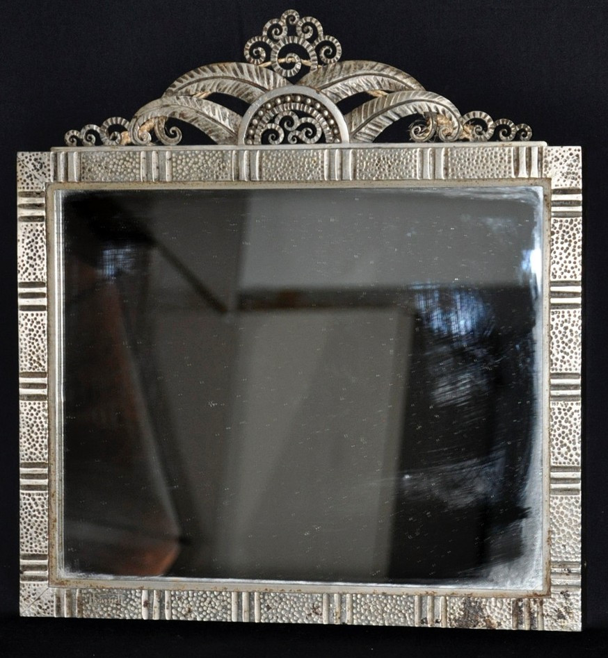 Miroir en fer forgé signé Fournet martelé et riveté circa 1930