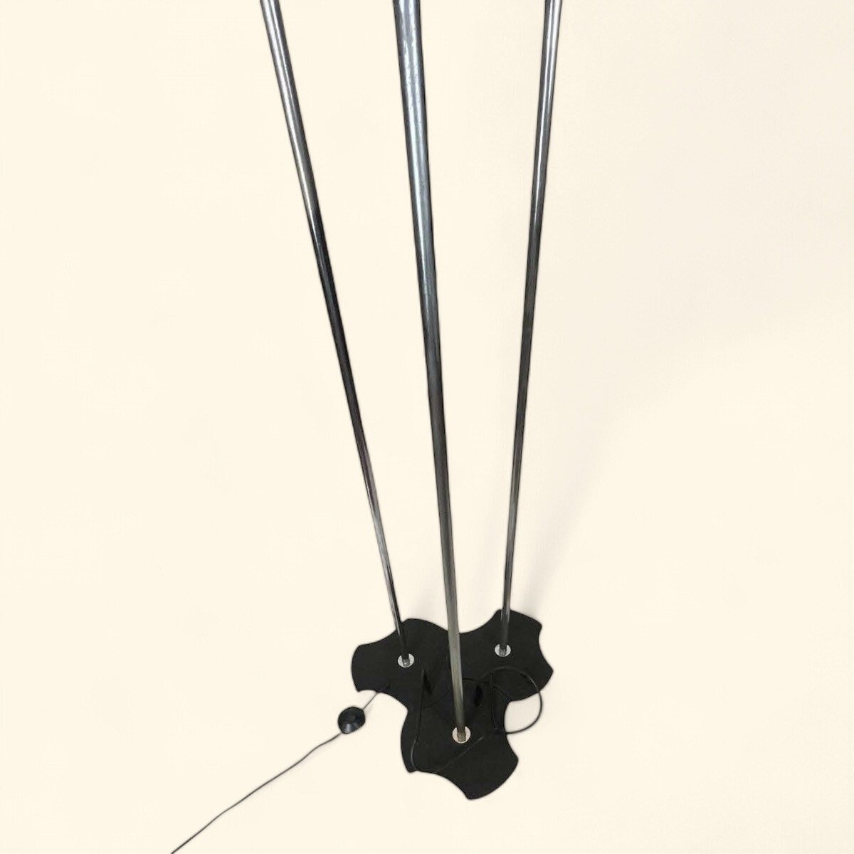 Three Floor Lamps Model #1073 By Gino Sarfatti / Arteluce-photo-4