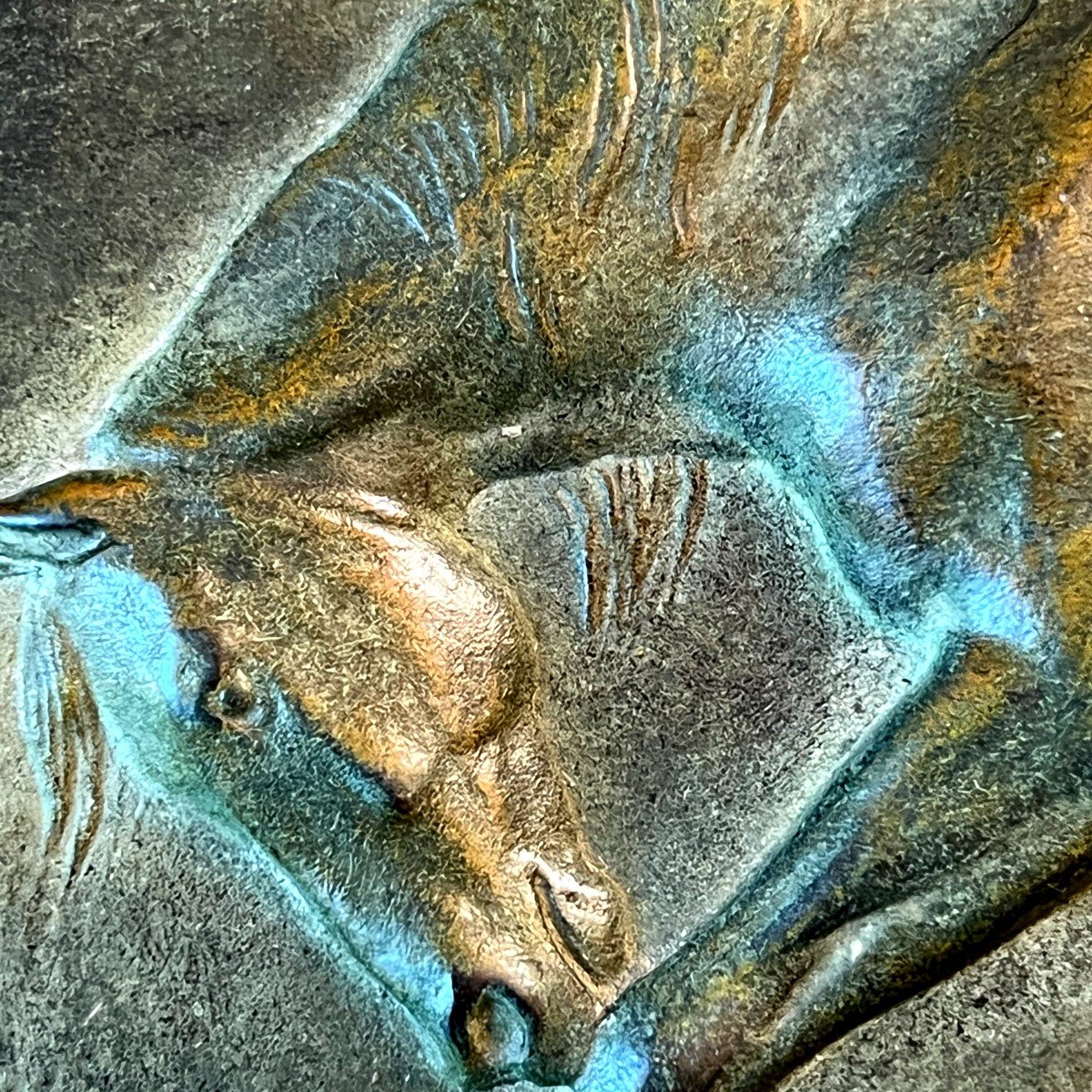 Plaque Bronze En Bas Relief, Cheval a Patine Verte Signé Victor Peter-photo-4