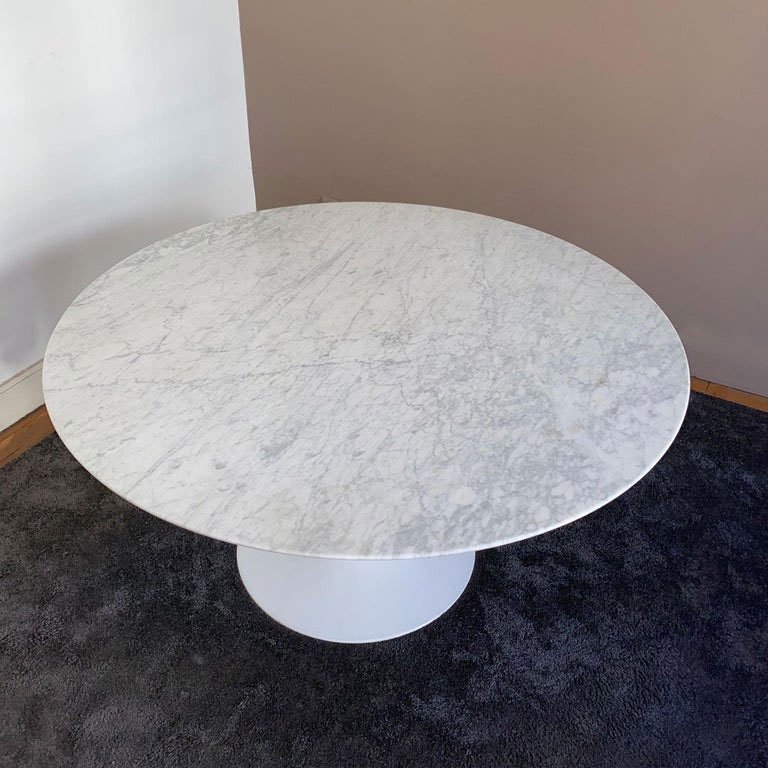 Knoll 140 Marble Table By Eero Saarinen-photo-1