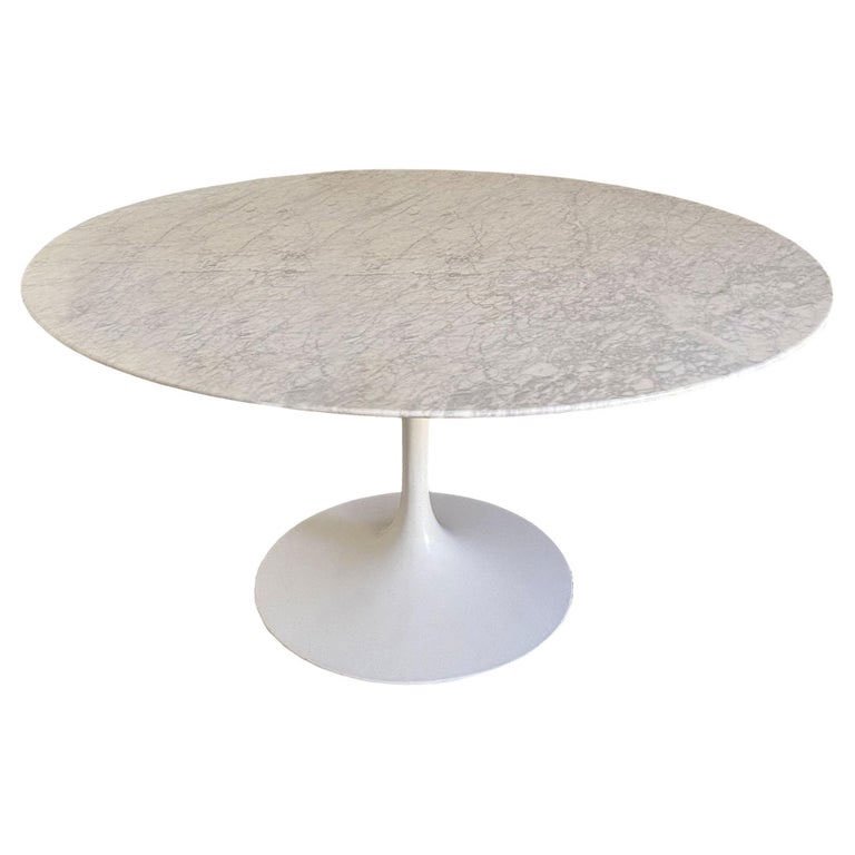 Knoll 140 Marble Table By Eero Saarinen