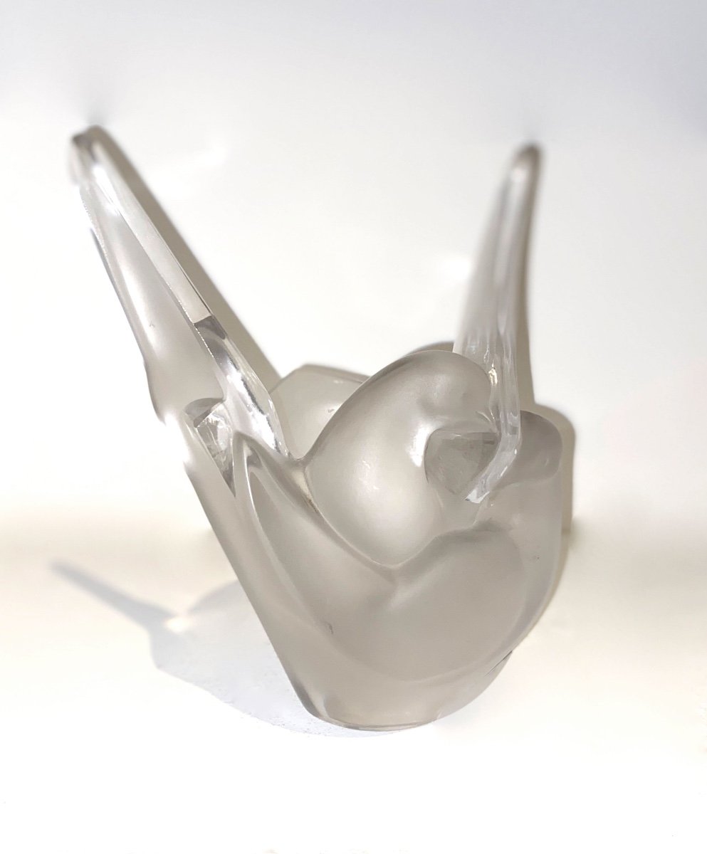 Lalique Sylvie Colombes Vase -photo-2