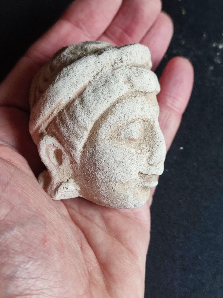 Petite Tête d'adorant. Gandhara, Greco- bouddhique du 3 ème Siècle -photo-3