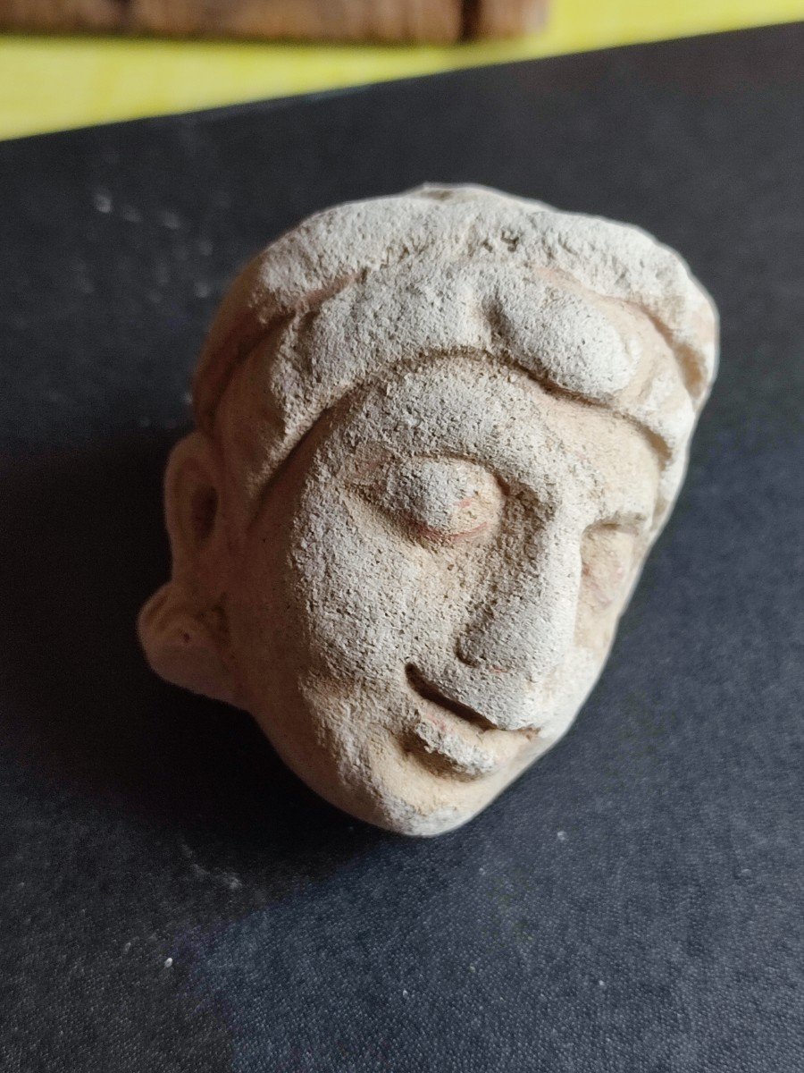 Petite Tête d'adorant. Gandhara, Greco- bouddhique du 3 ème Siècle -photo-3