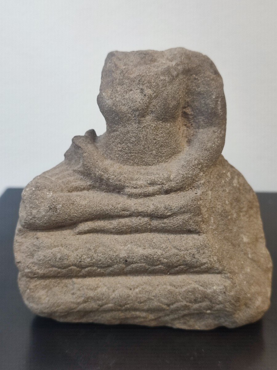 Statuette Khmer. 13-14 ème Siècle.