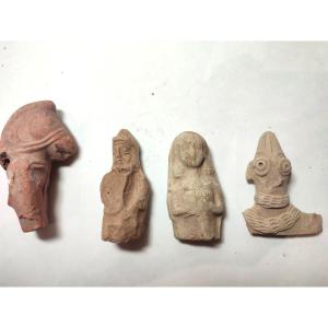 Quatre Figurines Fragmentaires d'époques Diverses 