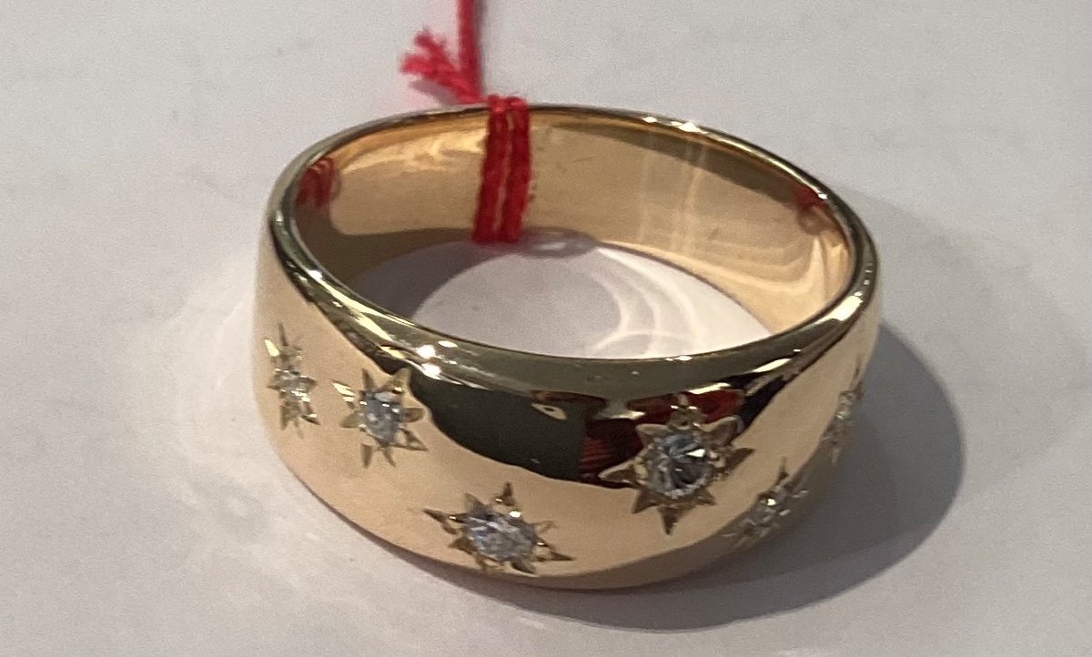 Ring In Yellow Gold And Small Diamonds-photo-2