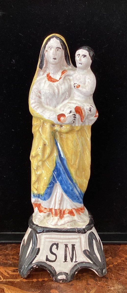 Vierge à l’Enfant en faïence époque XIXe