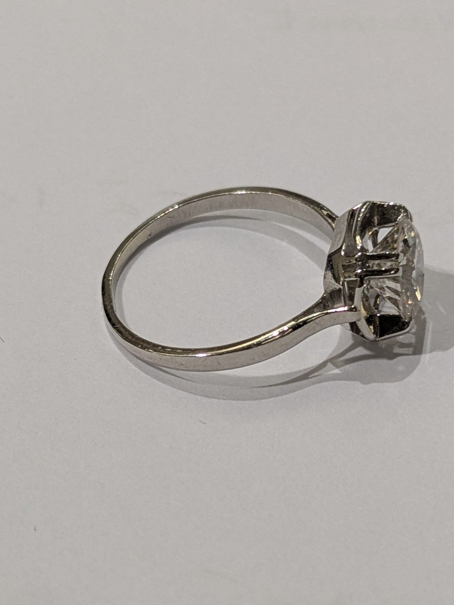 Platinum Solitaire Ring Set With A Brilliant-cut Diamond -photo-3