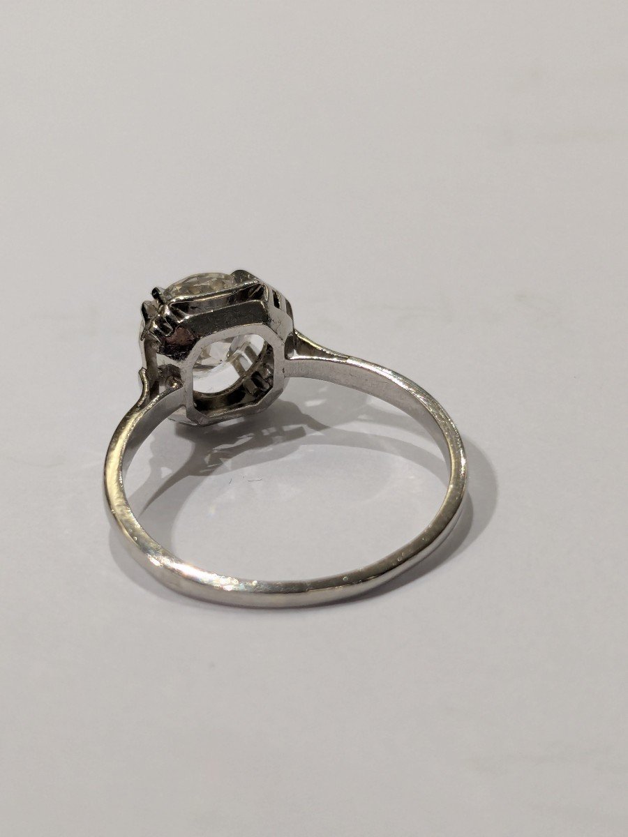 Bague solitaire en platine sertie d'un diamant taille brillant -photo-5